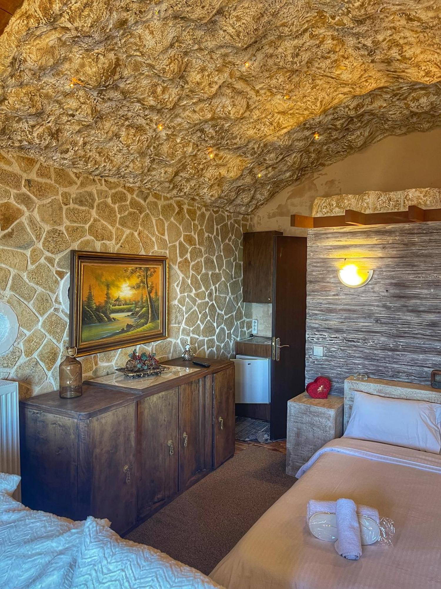 Anilia Guesthouse Synikia Mesi Trikalon Luaran gambar