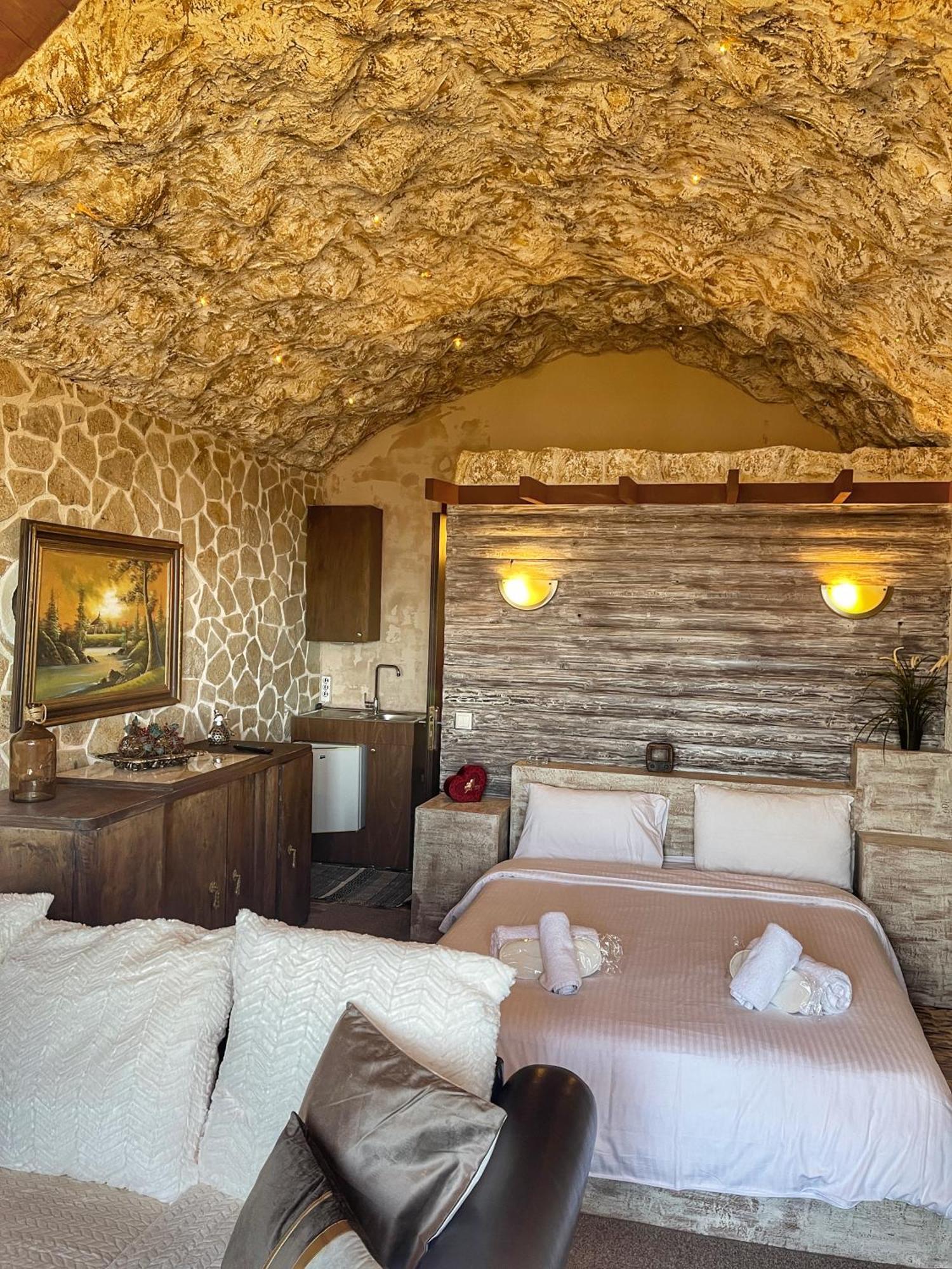Anilia Guesthouse Synikia Mesi Trikalon Luaran gambar