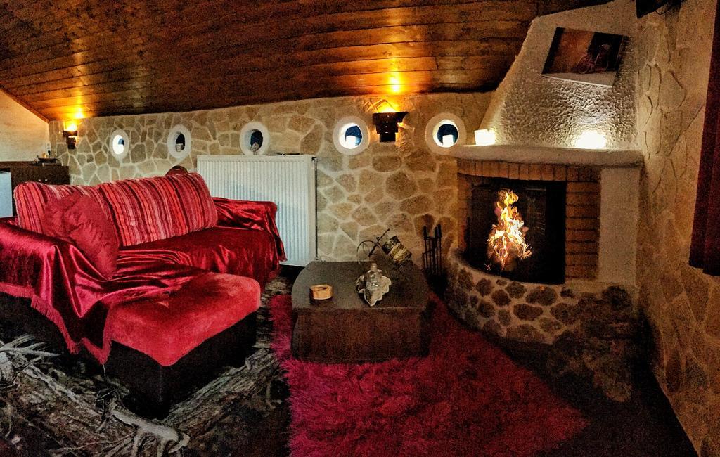 Anilia Guesthouse Synikia Mesi Trikalon Luaran gambar